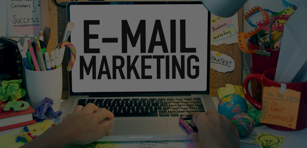 Email Marketing vs Social Media