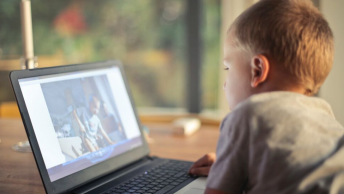 Social video ads on laptop screen